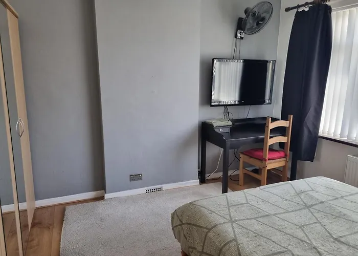 Private Rooms In London,